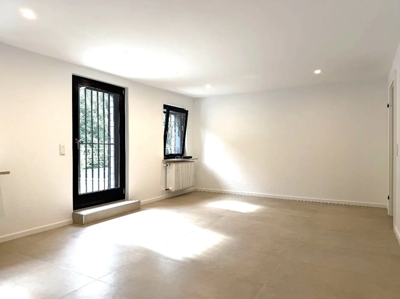 3 Zimmer Wohnung mit 100 m² in Leverkusen – Bild 2