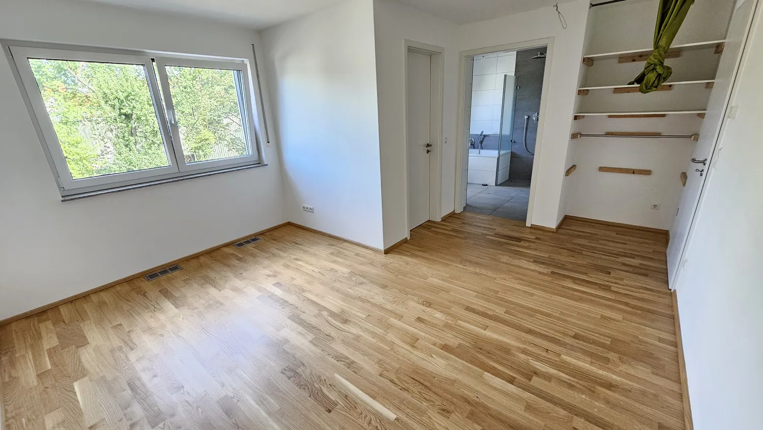 3 Zimmer Wohnung mit 82 m² in Nürnberg – Bild 2
