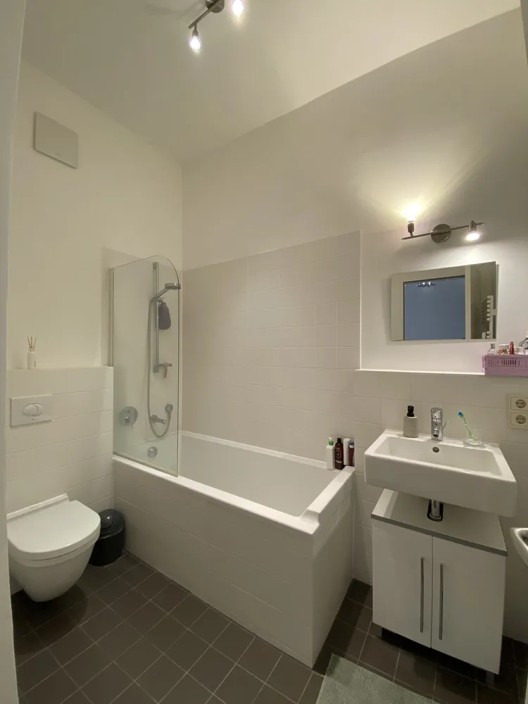 2 room apartment with 47 m² in Berlin – Photo 2