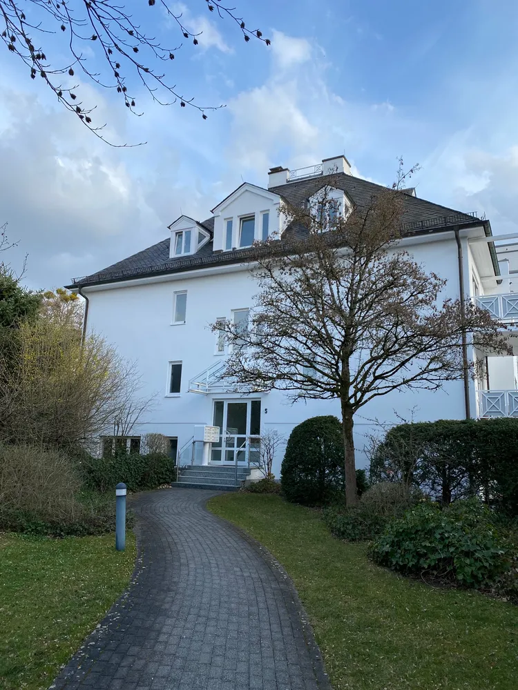 3 Zimmer Wohnung mit 96 m² in Wiesbaden – Bild 1