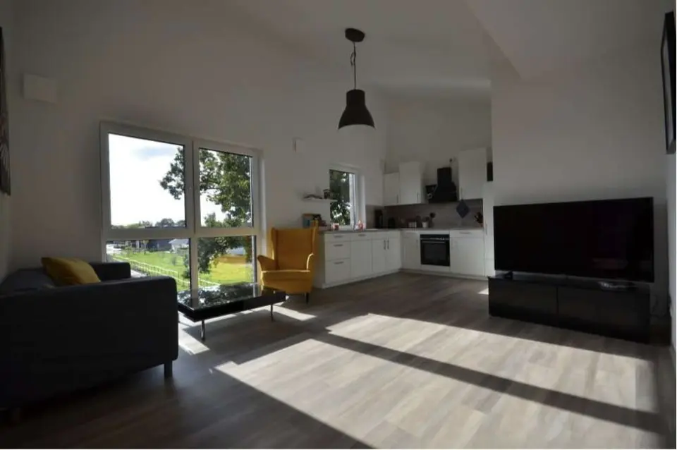 12 Zimmer Wohnung mit 153 m² in Oldenburg – Bild 8