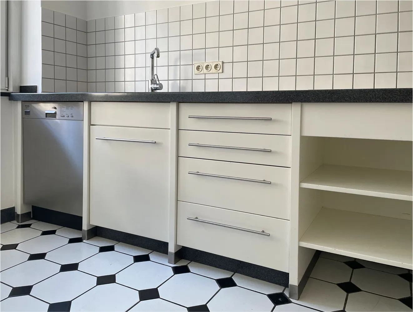 3 Zimmer Wohnung mit 175 m² in Düsseldorf – Bild 11