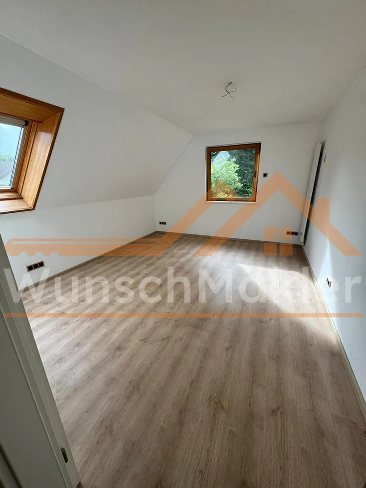 4 Zimmer Wohnung mit 144 m² in Menden (Sauerland) – Bild 12