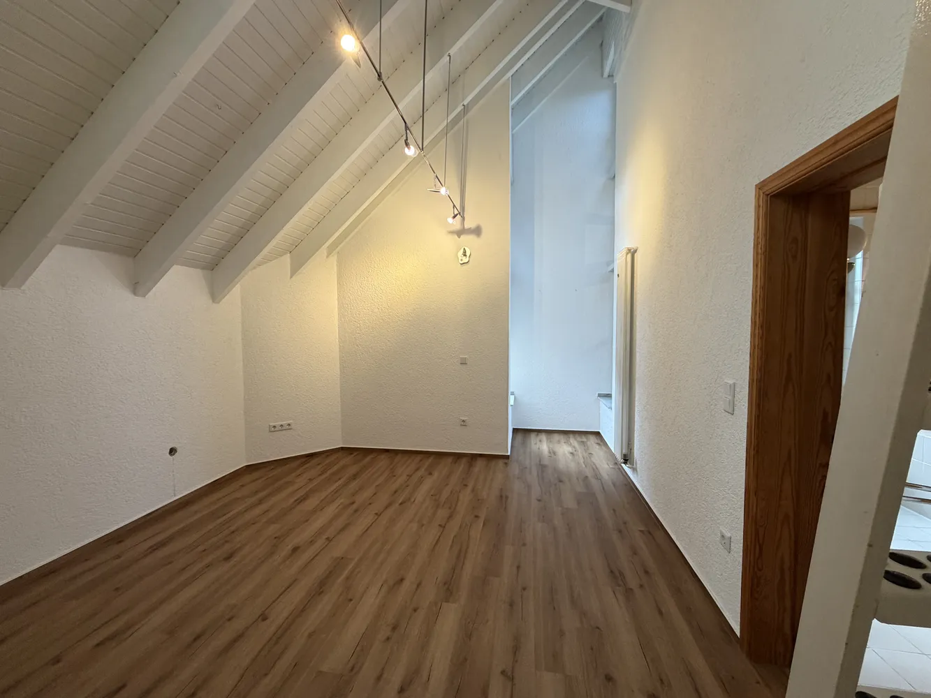 7 room house with 280 m² in Dormagen – Photo 2
