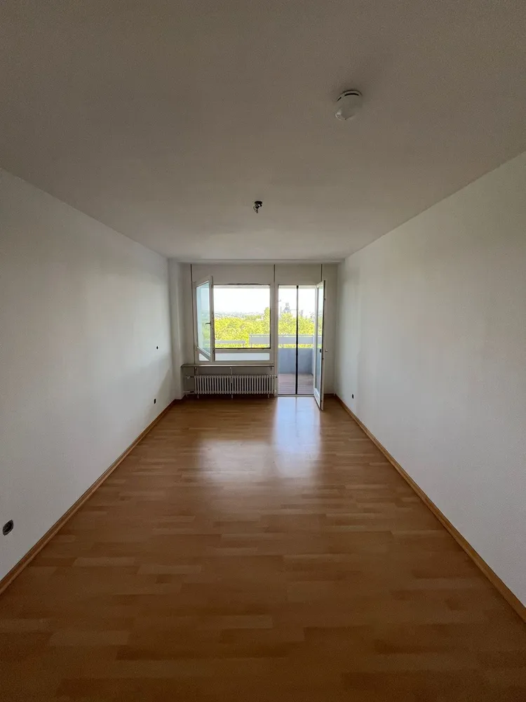 2 Zimmer Wohnung mit 69 m² in Wiesbaden – Bild 4