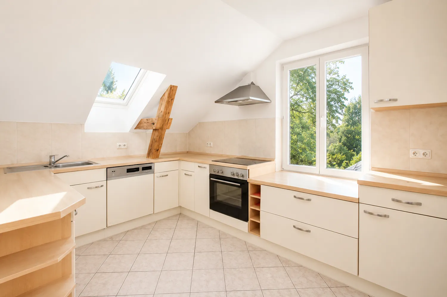3 Zimmer Wohnung mit 97 m² in Hamburg – Bild 6