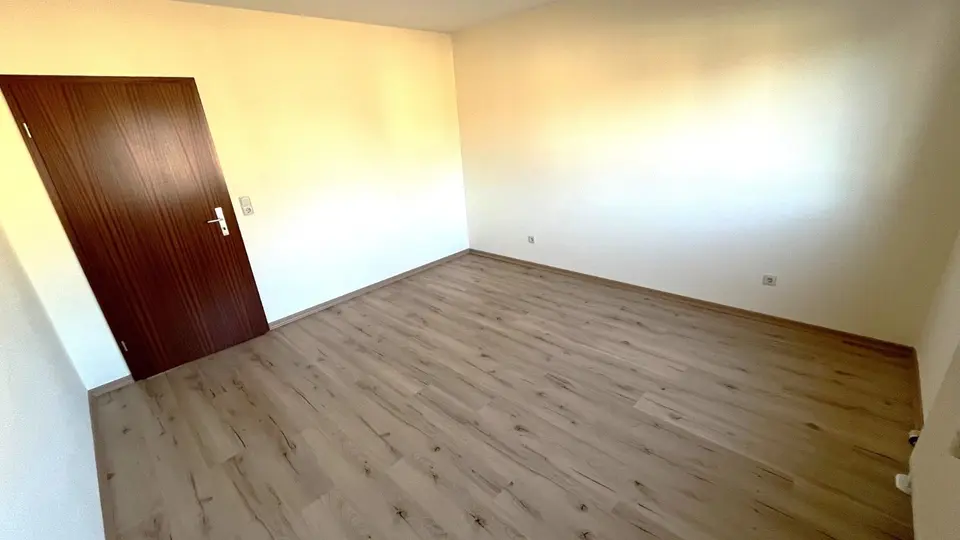2 Zimmer Wohnung mit 68 m² in Zwickau – Bild 6