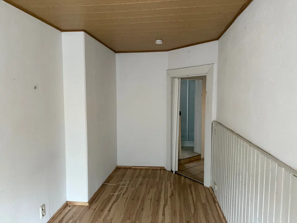 2 Zimmer Wohnung mit 20 m² in Greiz – Bild 3