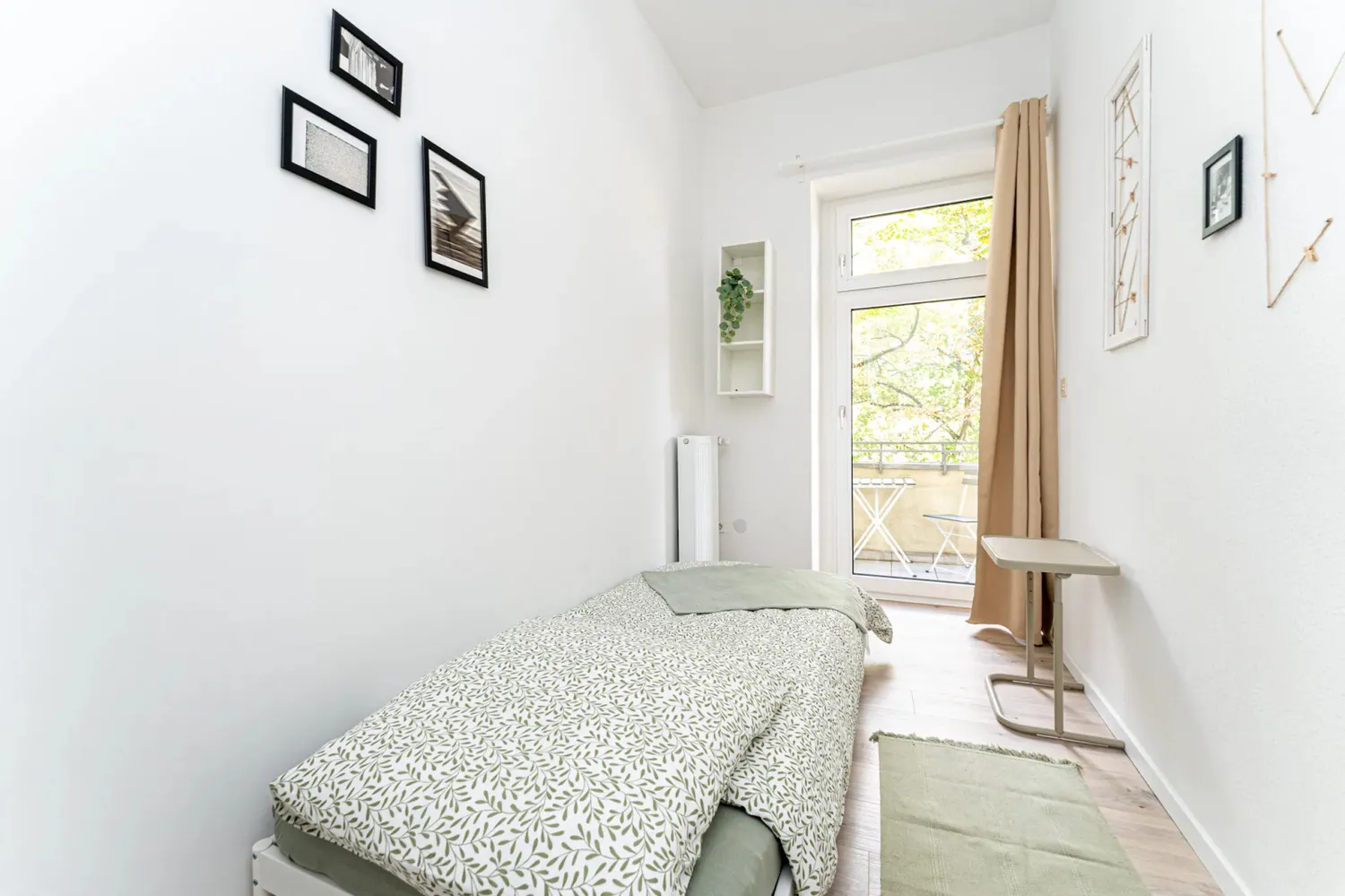 Shared room with 8 m² in Berlin – Photo 3