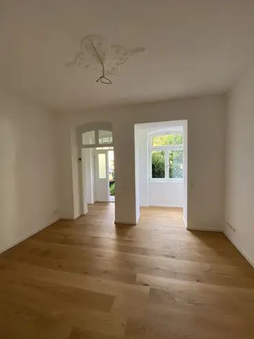 2 Zimmer Wohnung mit 66 m² in Wiesbaden – Bild 2