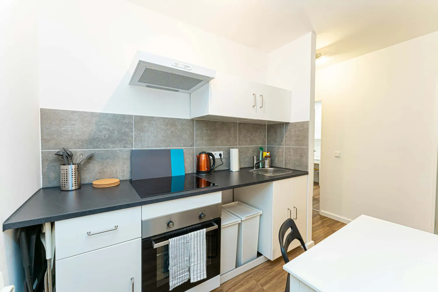Shared room with 13 m² in Berlin – Photo 2