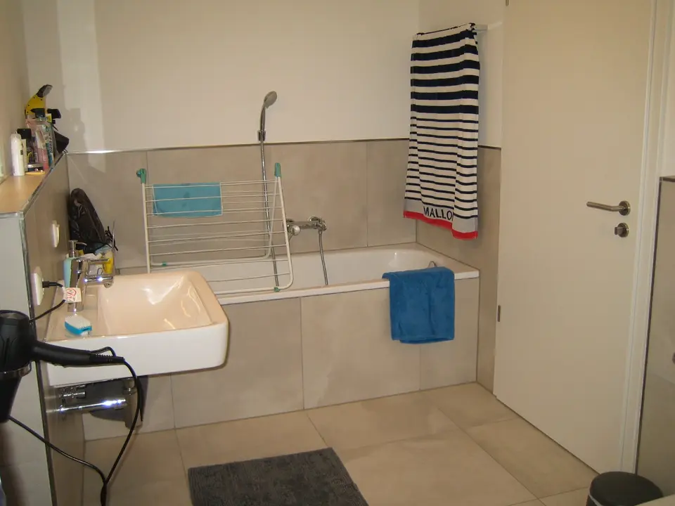 2 Zimmer Wohnung mit 73 m² in Grevenbroich – Bild 9