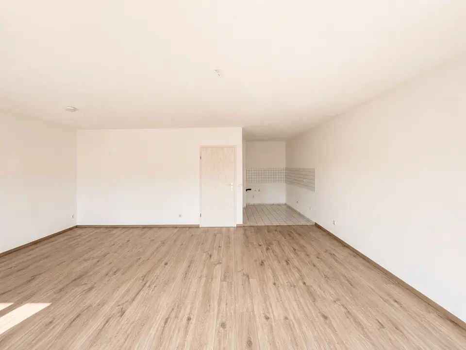 2 Zimmer Wohnung mit 80 m² in Wurzen – Bild 2