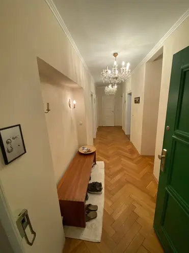 4 Zimmer Wohnung mit 97 m² in München – Bild 3