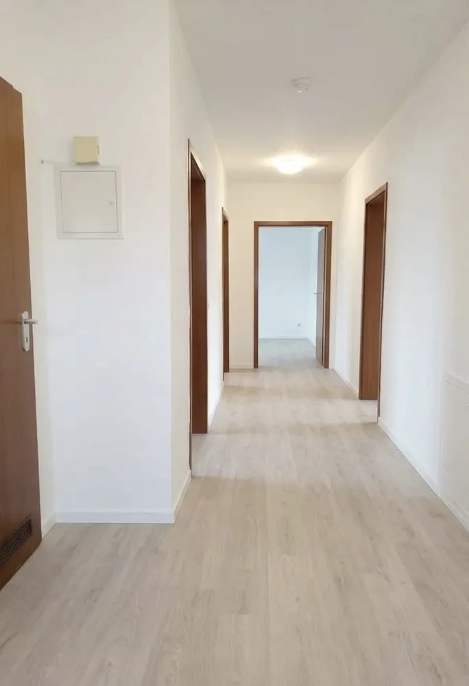 3 Zimmer Wohnung mit 110 m² in Ludwigshafen am Rhein – Bild 3