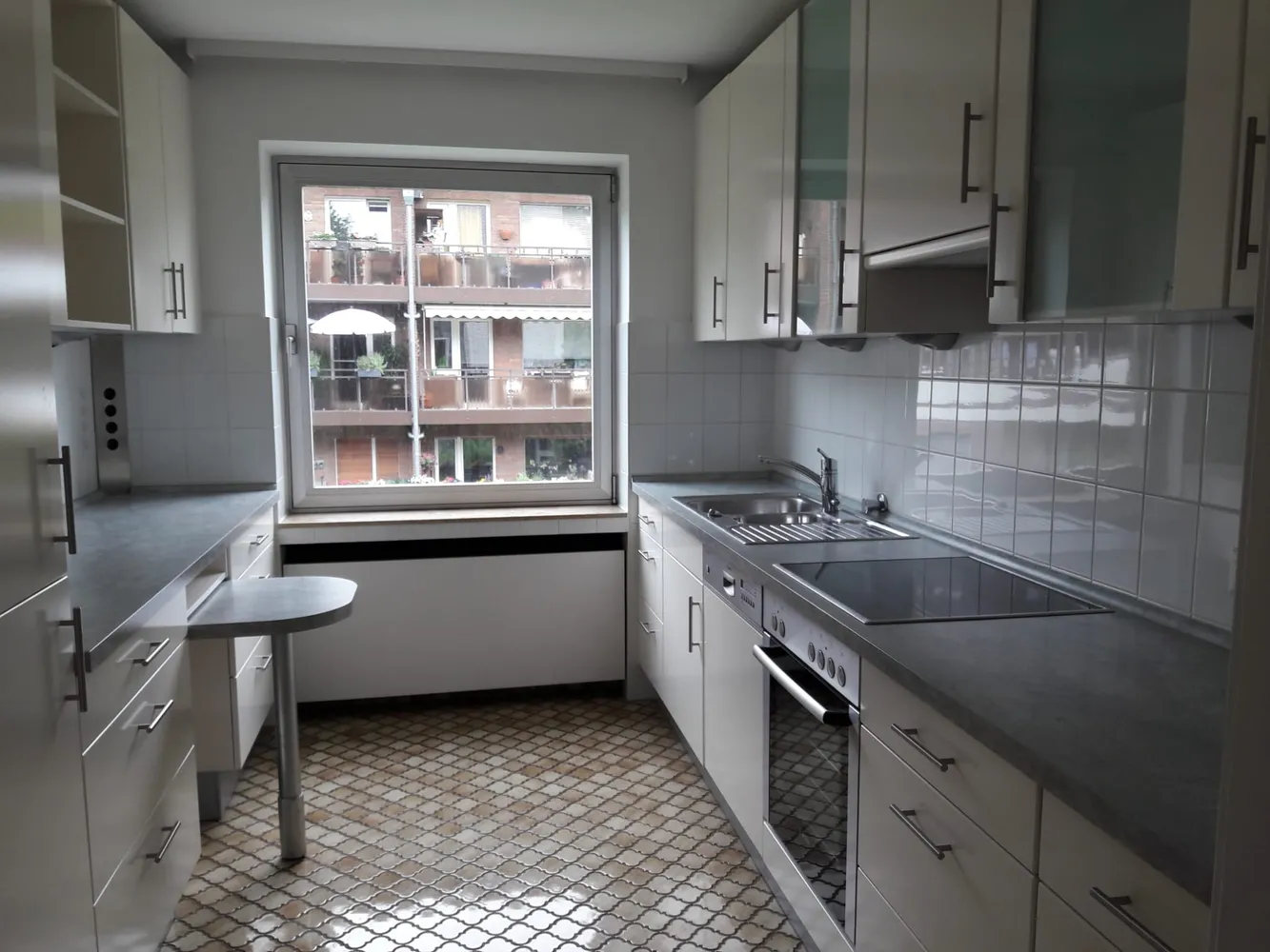 3 room apartment with 108 m² in Düsseldorf – Photo 2