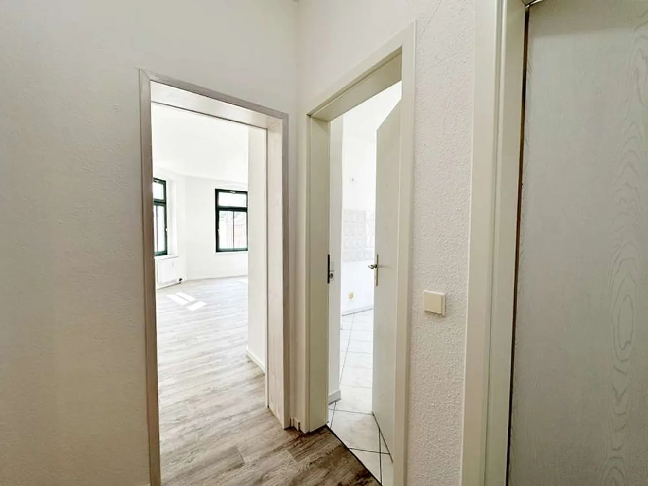 2 Zimmer Wohnung mit 49 m² in Chemnitz – Bild 2