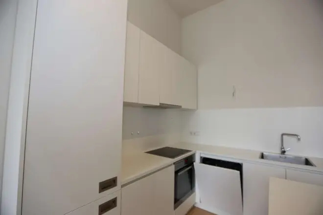 2 Zimmer Wohnung mit 75 m² in Berlin – Bild 5