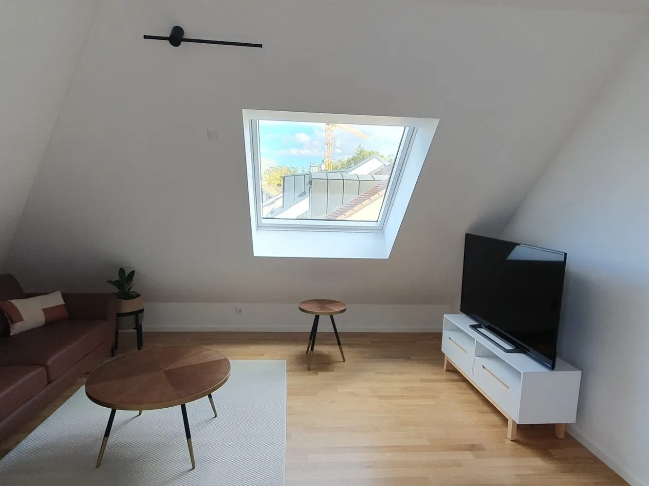 3 Zimmer Wohnung mit 75 m² in München – Bild 9