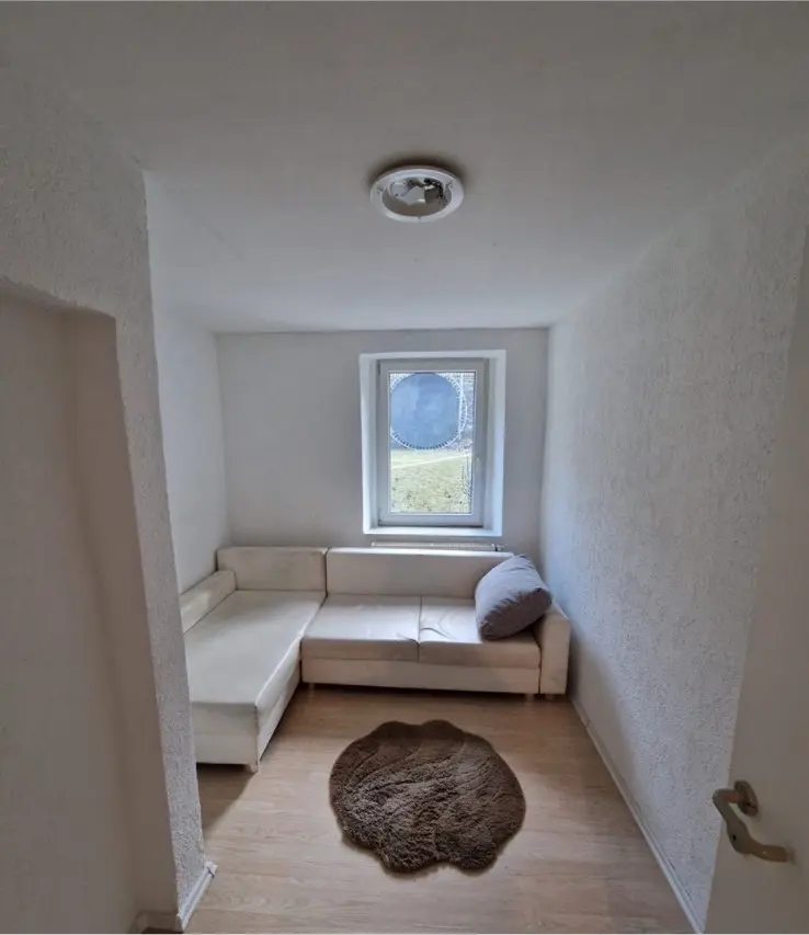 3 Zimmer Wohnung mit 80 m² in Sonneberg – Bild 2