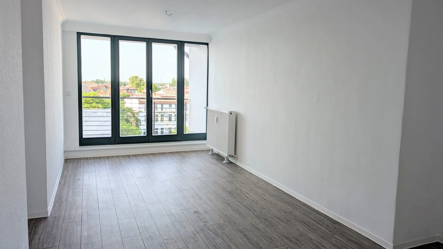 3 Zimmer Wohnung mit 92 m² in Magdeburg – Bild 1