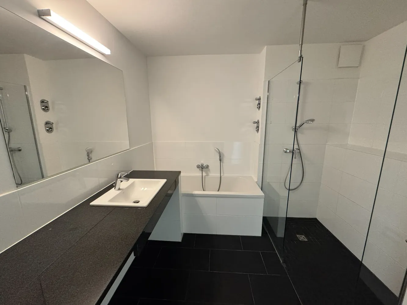 2 room apartment with 61 m² in Berlin – Photo 7