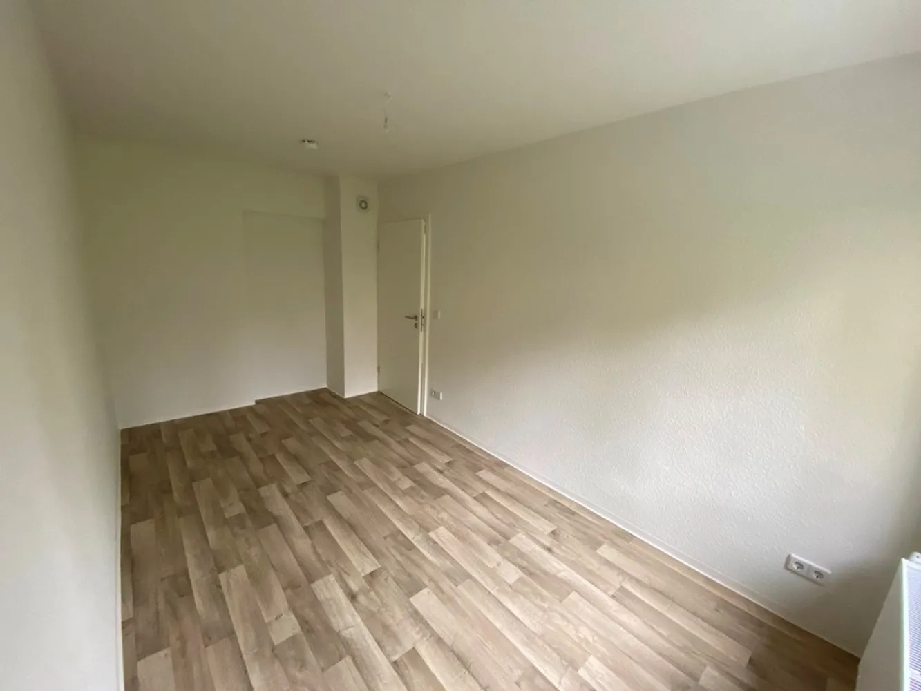 4 Zimmer Wohnung mit 73 m² in Suhl – Bild 12