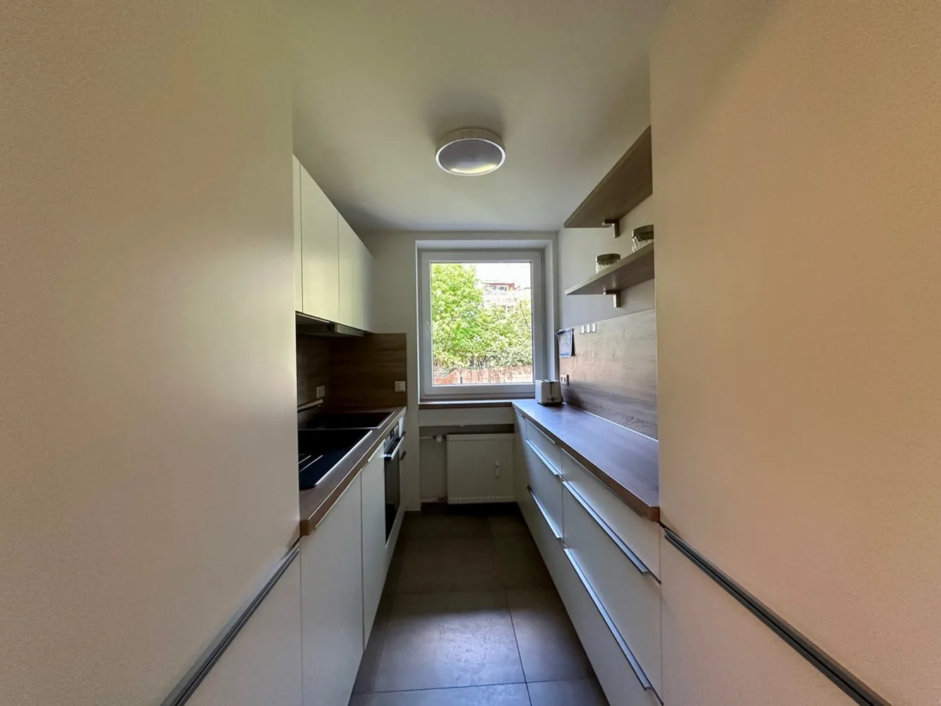 2 Zimmer Wohnung mit 82 m² in Düsseldorf – Bild 6