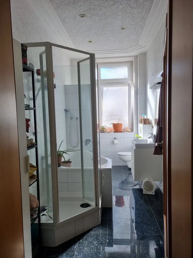 2 Zimmer Wohnung mit 87 m² in Karlsruhe – Bild 4