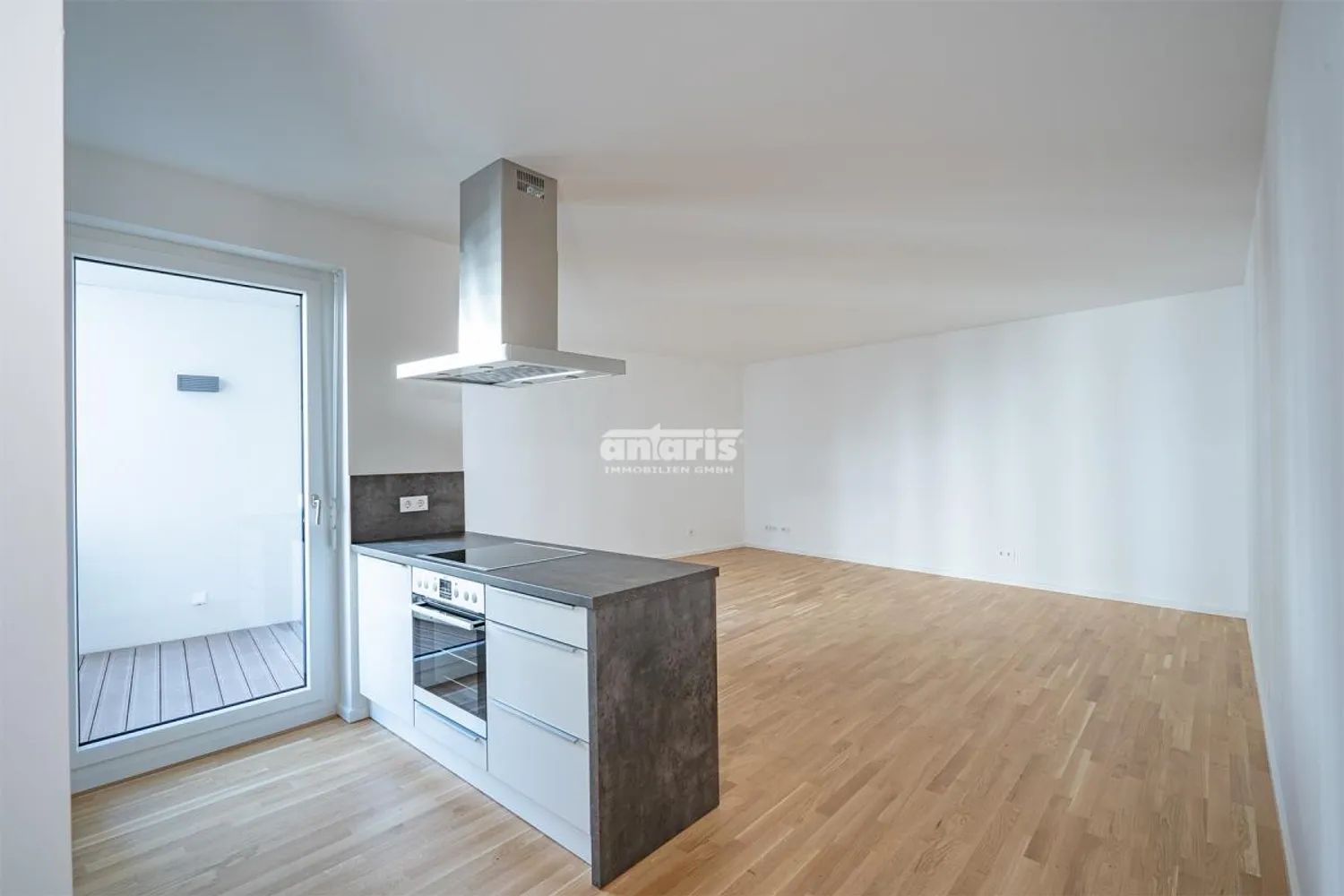 3 Zimmer Wohnung mit 82 m² in Dresden – Bild 1