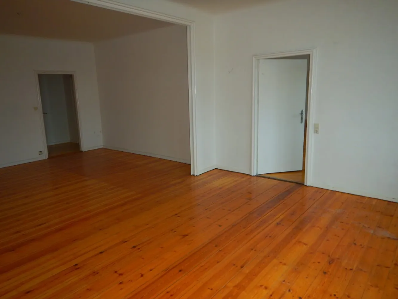 5 Zimmer Wohnung mit 215 m² in Berlin – Bild 6