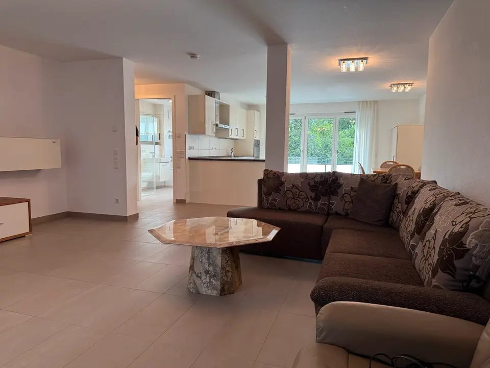 4 Zimmer Wohnung mit 108 m² in Nürtingen – Bild 1