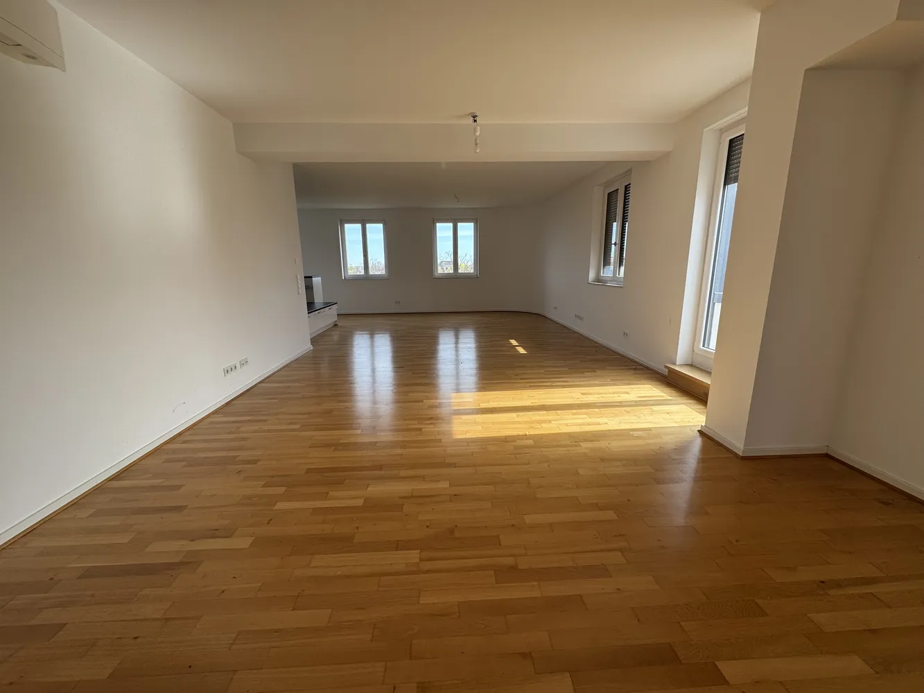 4 Zimmer Wohnung mit 178 m² in Leipzig – Bild 6