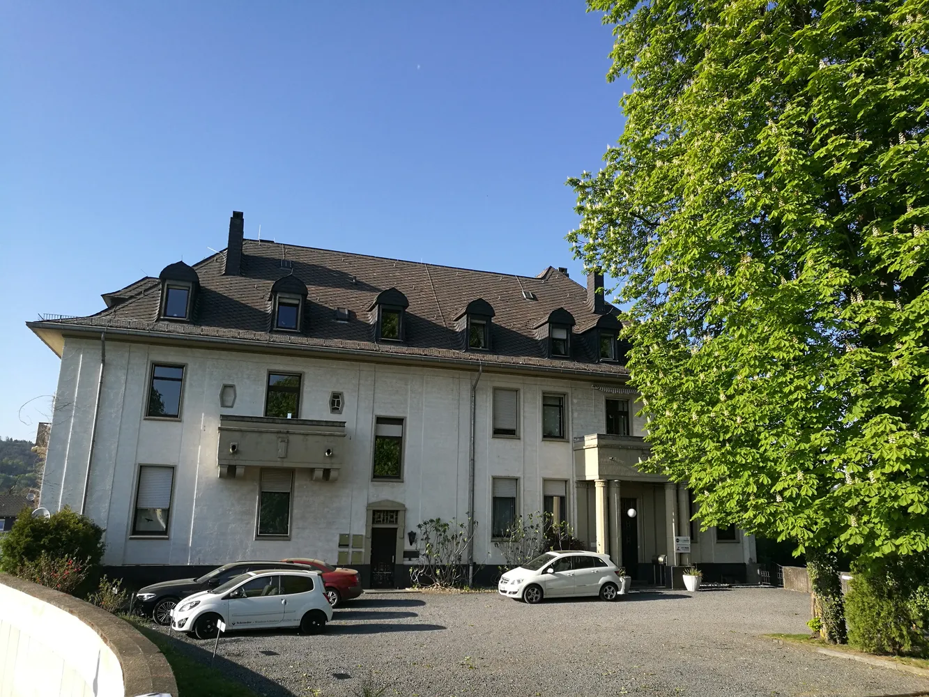 2 Zimmer Wohnung mit 70 m² in Neuwied – Bild 2