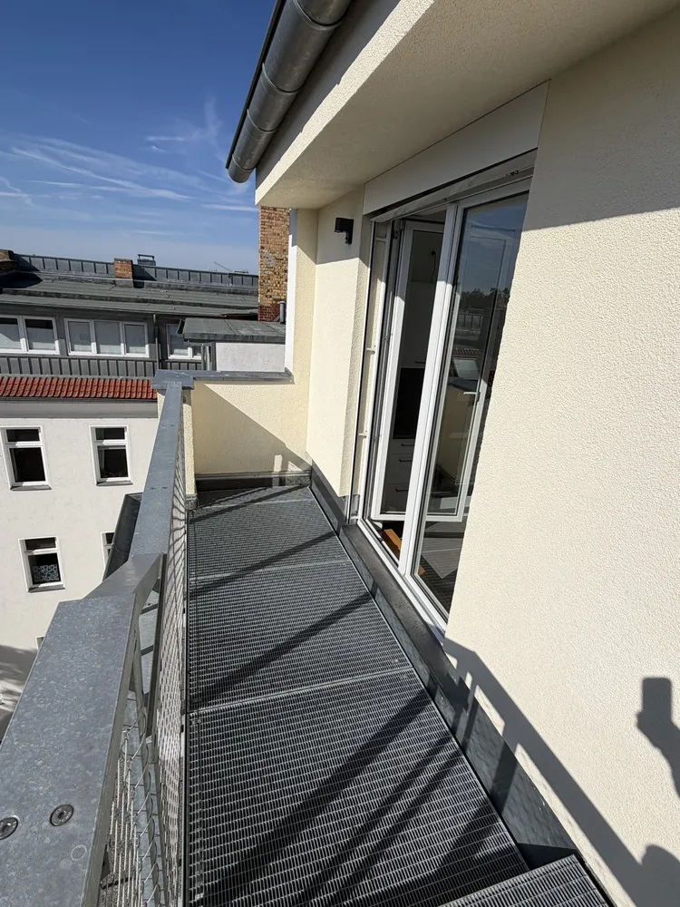 2 room apartment with 72 m² in Berlin – Photo 3