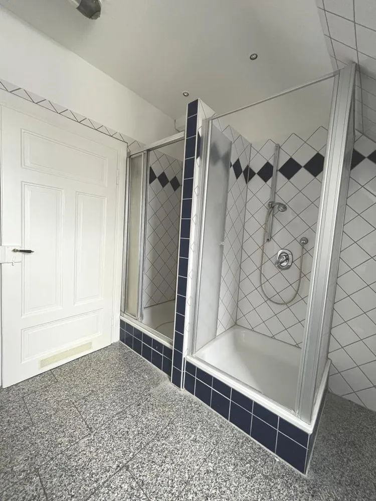 6 Zimmer Wohnung mit 117 m² in Karlsruhe – Bild 10