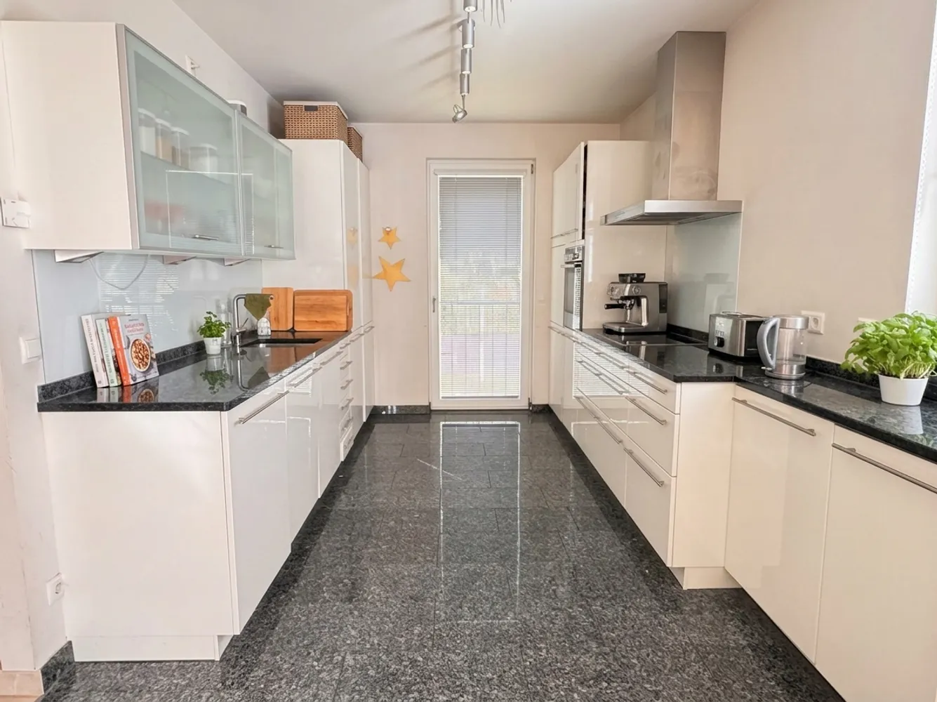 5 Zimmer Wohnung mit 142 m² in Bonn – Bild 7