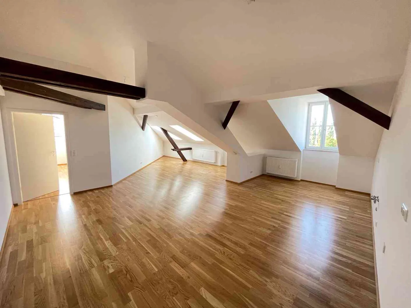 2 Zimmer Wohnung mit 75 m² in München – Bild 1