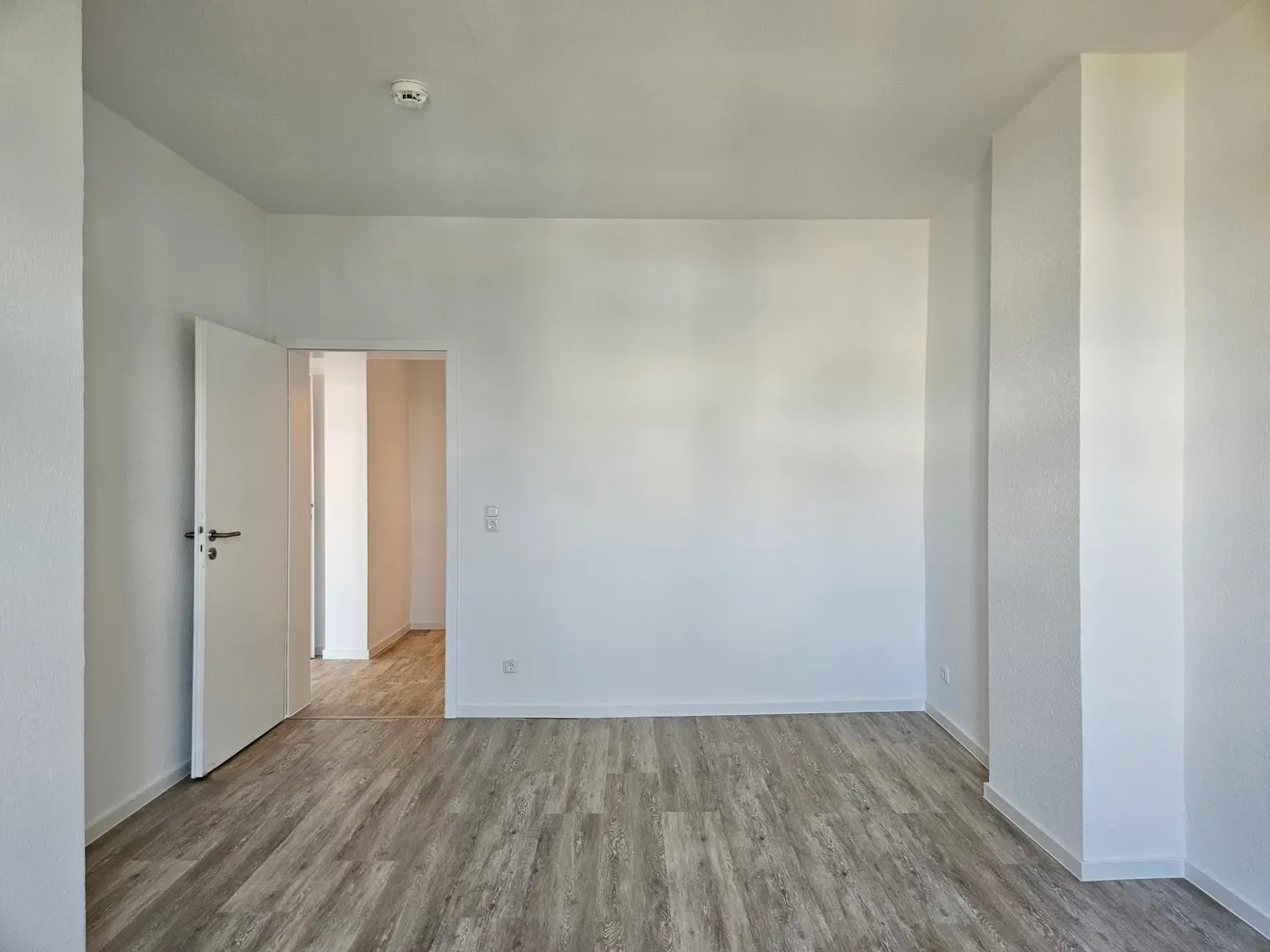 2 room apartment with 65 m² in Magdeburg – Photo 3