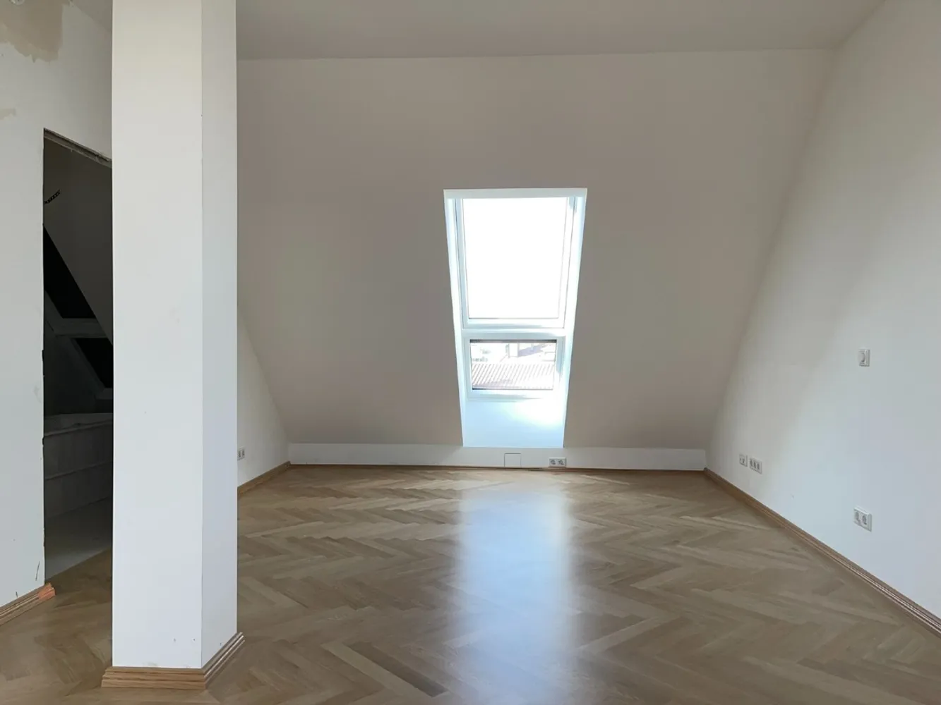 5 Zimmer Wohnung mit 151 m² in München – Bild 9