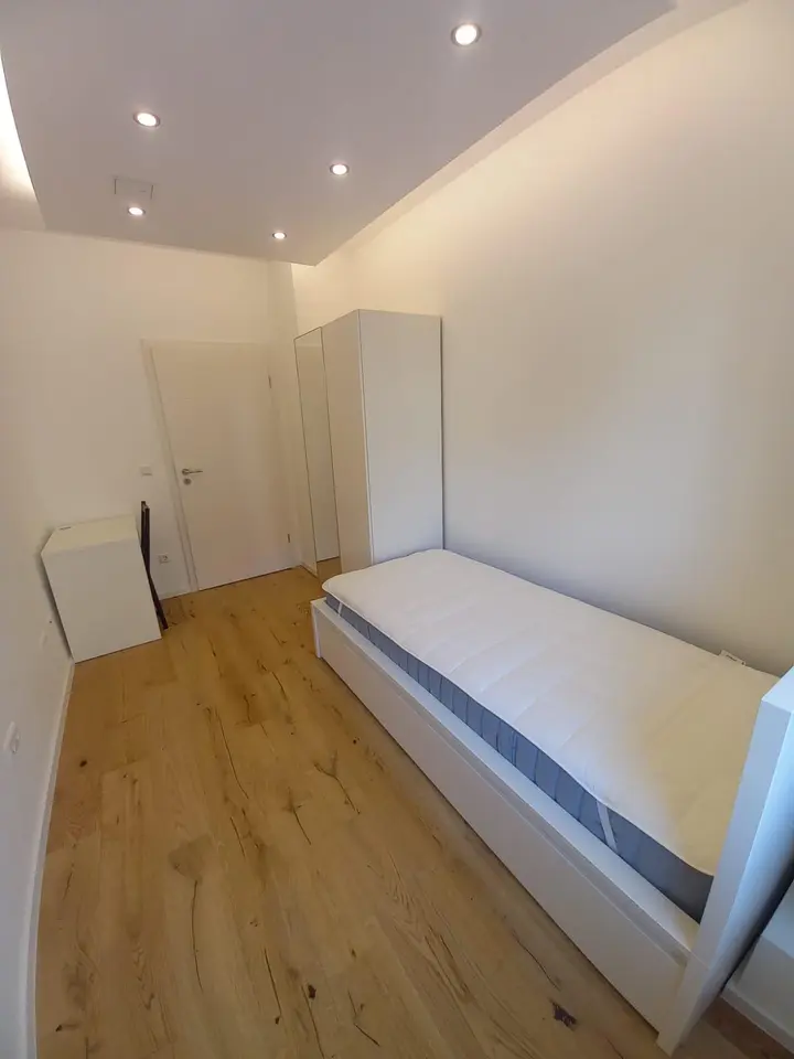 2 Zimmer Wohnung mit 10 m² in Stuttgart – Bild 2