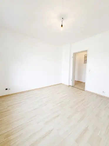 2 Zimmer Wohnung mit 49 m² in Bremerhaven – Bild 3