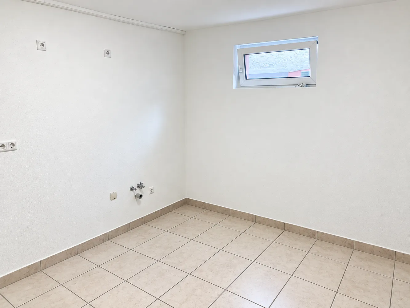 2 room apartment with 74 m² in Wiesbaden – Photo 9