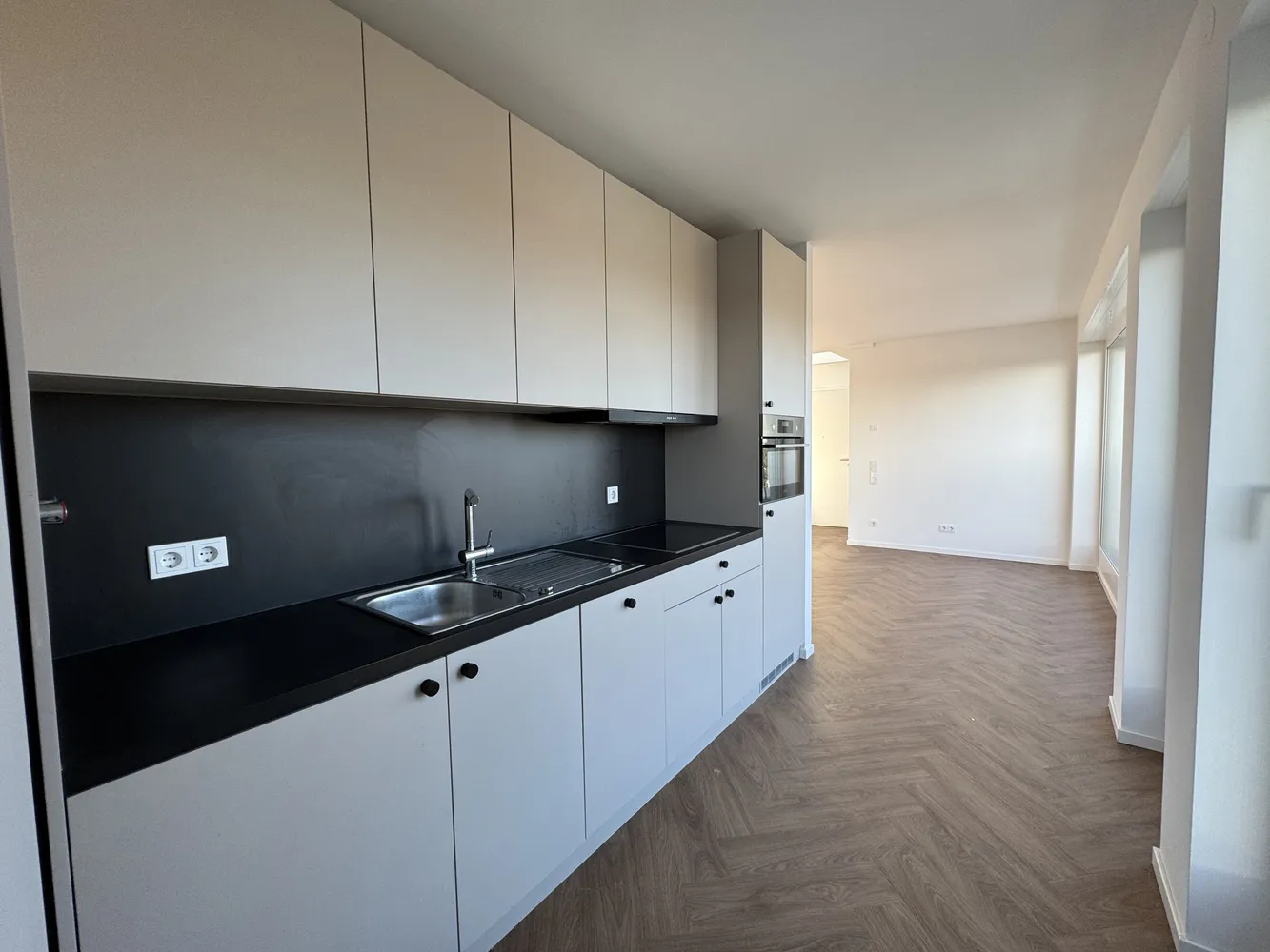 2 room apartment with 62 m² in Berlin – Photo 12