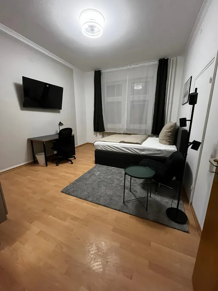 WG-Zimmer mit 14 m² in Frankfurt am Main – Bild 1