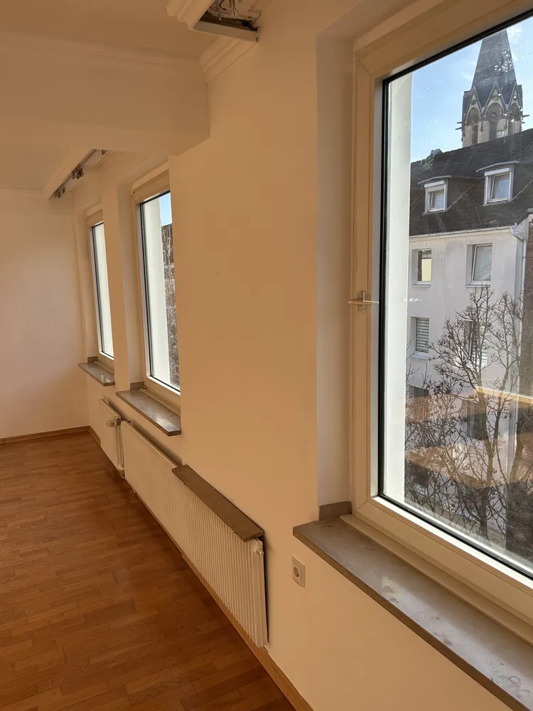 3 Zimmer Wohnung mit 94 m² in Düsseldorf – Bild 11
