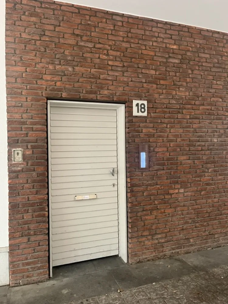 3 Zimmer Wohnung mit 82 m² in Düsseldorf – Bild 2