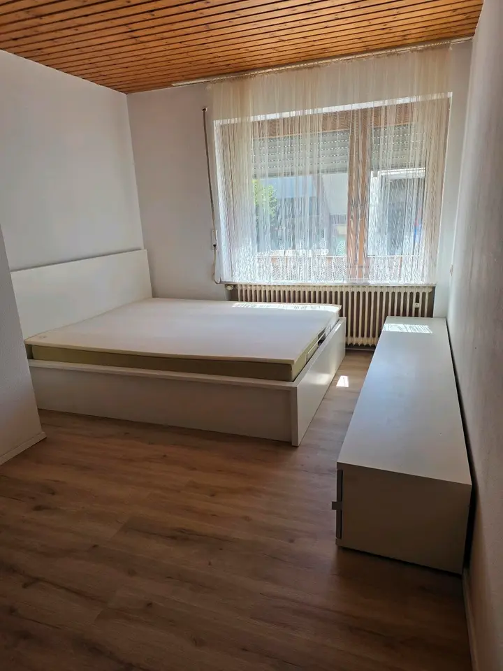 11 Zimmer Wohnung mit 80 m² in Weingarten – Bild 8