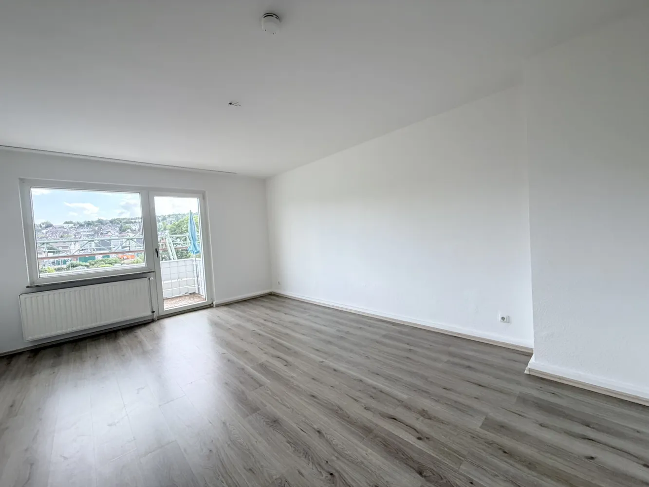 2 Zimmer Wohnung mit 64 m² in Wuppertal – Bild 3