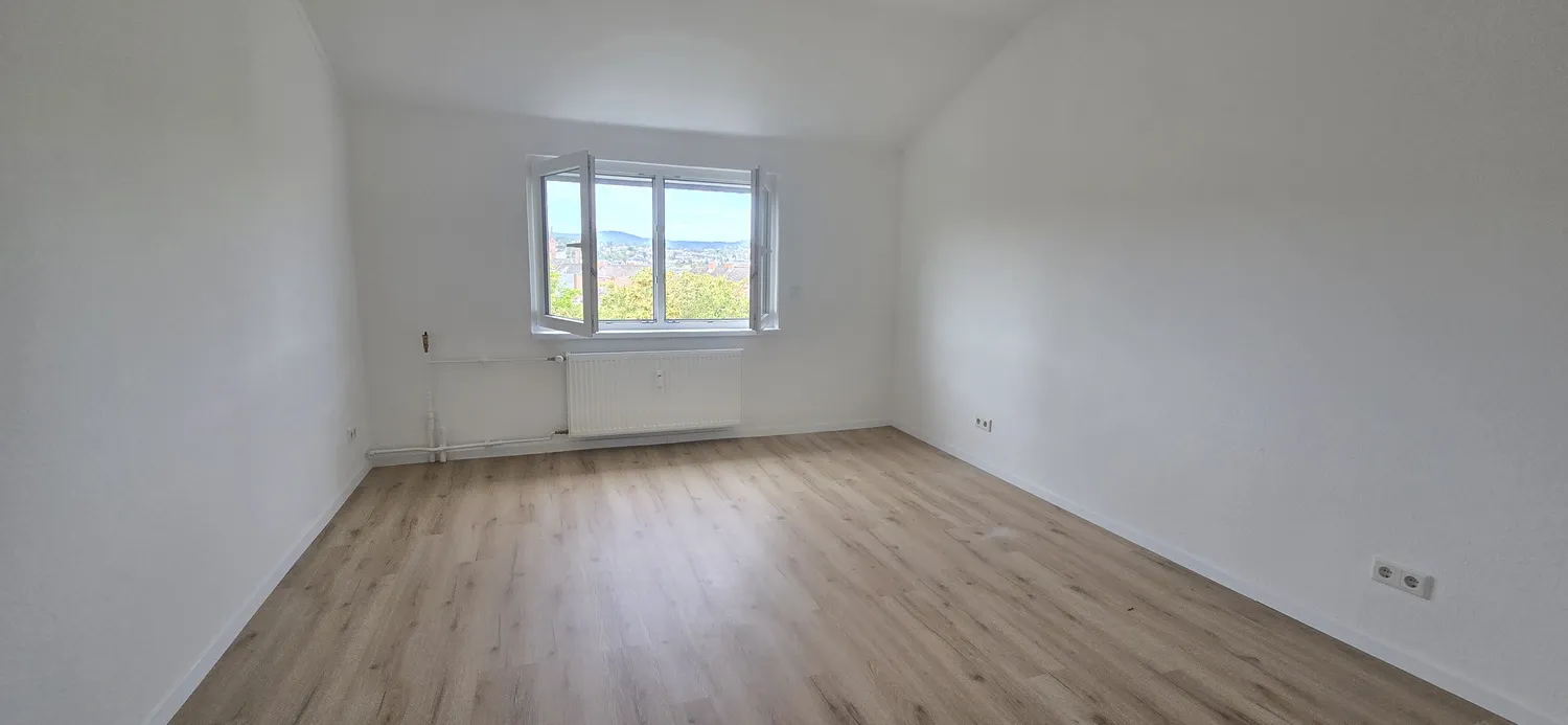 2 Zimmer Wohnung mit 75 m² in Wiesbaden – Bild 3